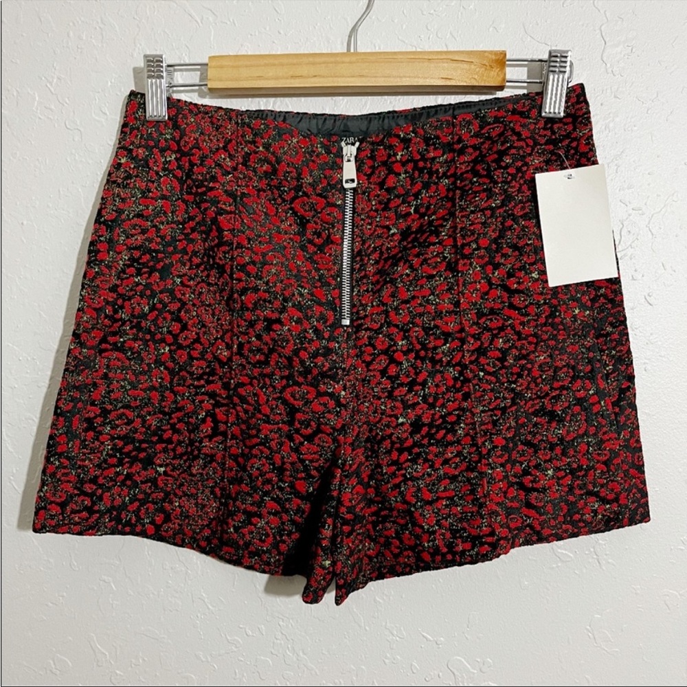 NWT Zara High Rise Tweed Shorts Red Black M - Picture 1 of 9